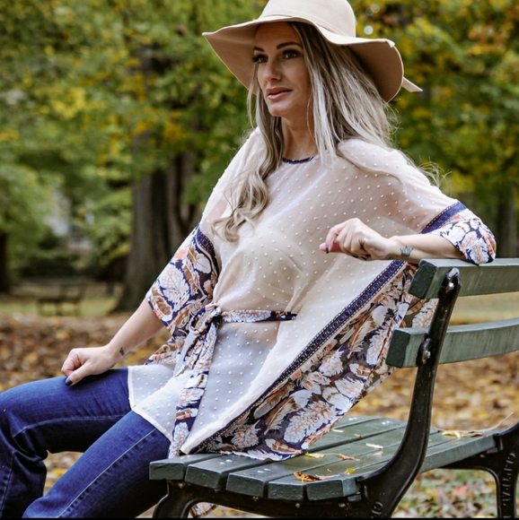 ♥️New boutique Handmade kimono top - Picture 3 of 5